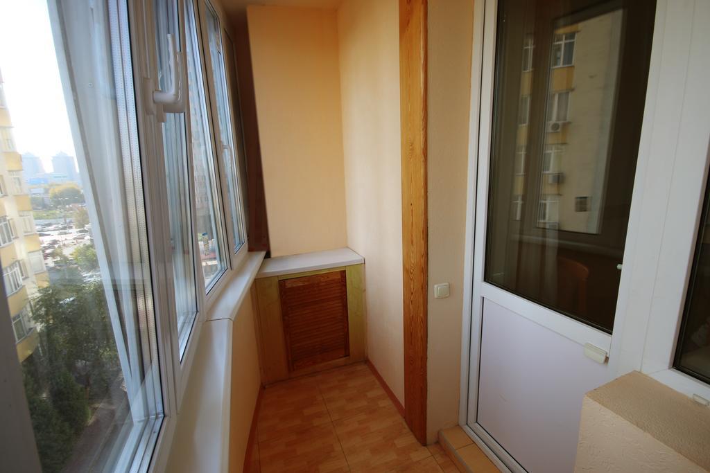 Inn Home Apartments - Livoberezhna Kiev Exteriör bild