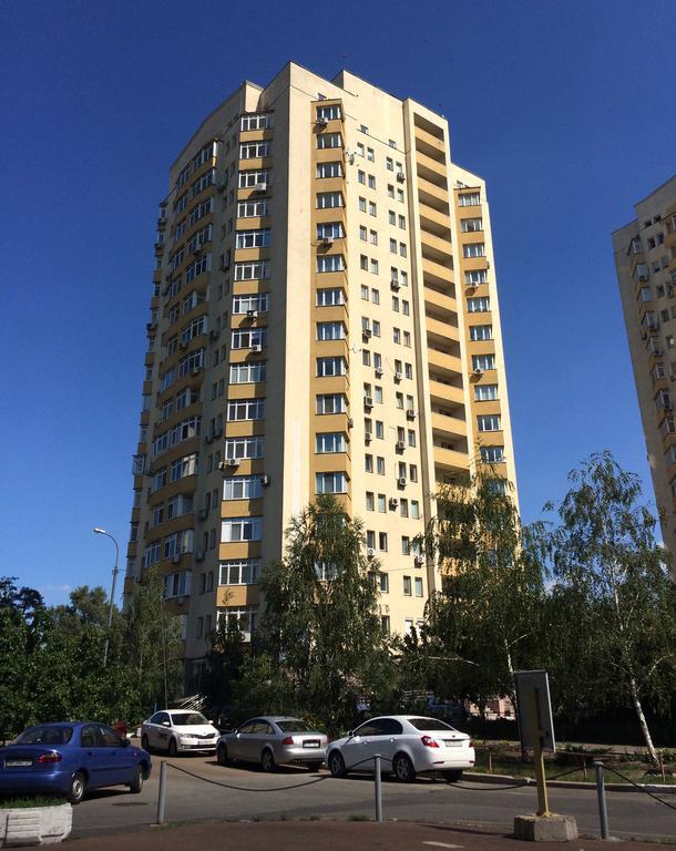 Inn Home Apartments - Livoberezhna Kiev Exteriör bild