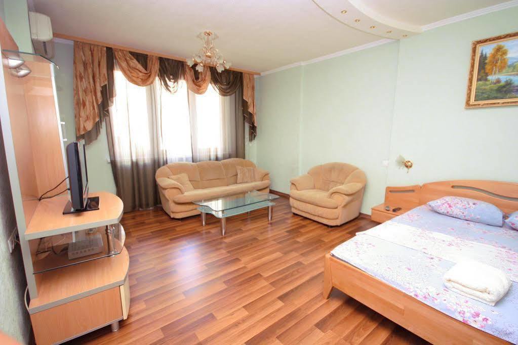 Inn Home Apartments - Livoberezhna Kiev Exteriör bild